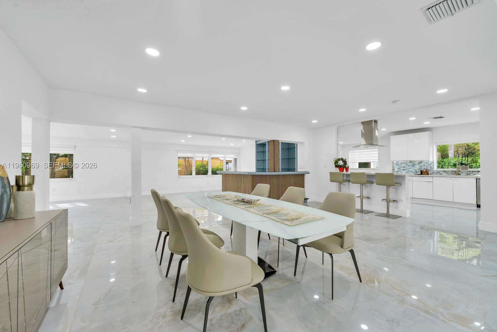 200 N Hibiscus Dr, Miami Beach FL 33139