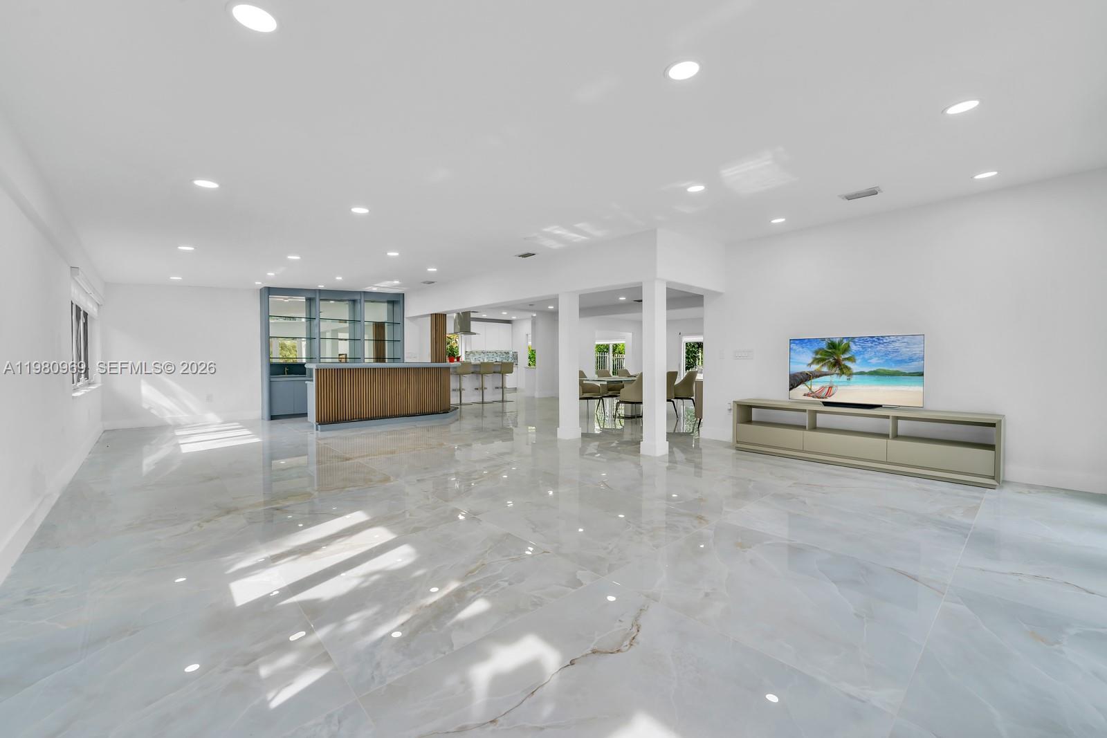 200 N Hibiscus Dr, Miami Beach FL 33139