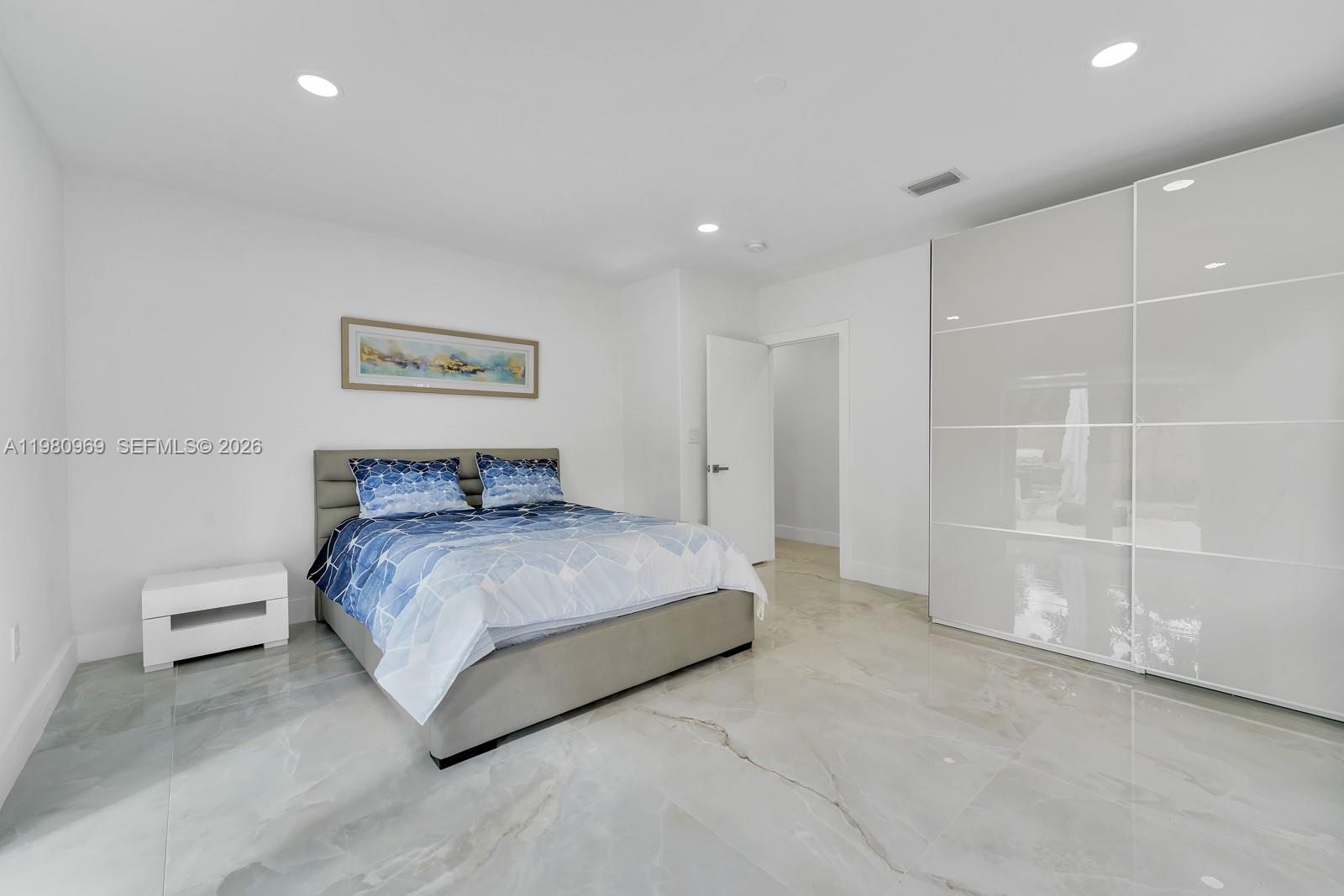 200 N Hibiscus Dr, Miami Beach FL 33139