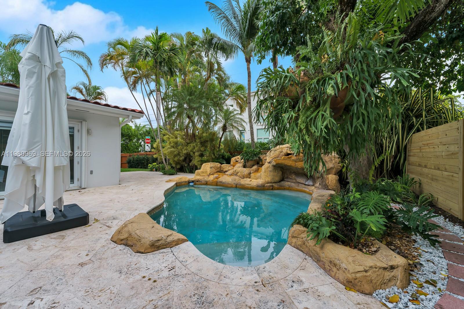200 N Hibiscus Dr, Miami Beach FL 33139