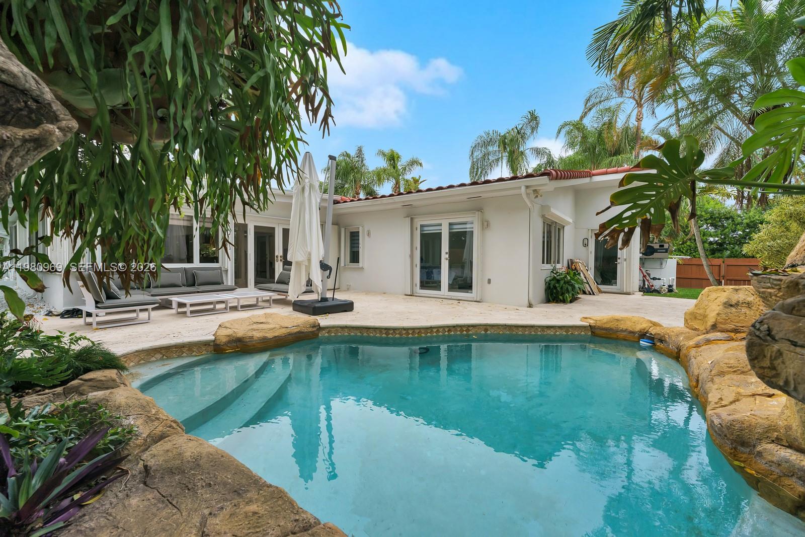 200 N Hibiscus Dr, Miami Beach FL 33139