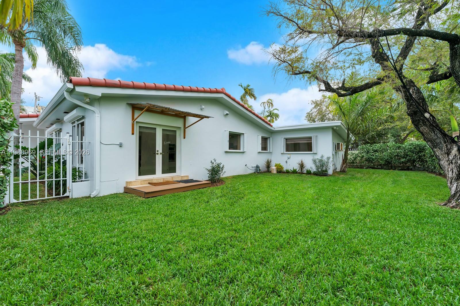 200 N Hibiscus Dr, Miami Beach FL 33139
