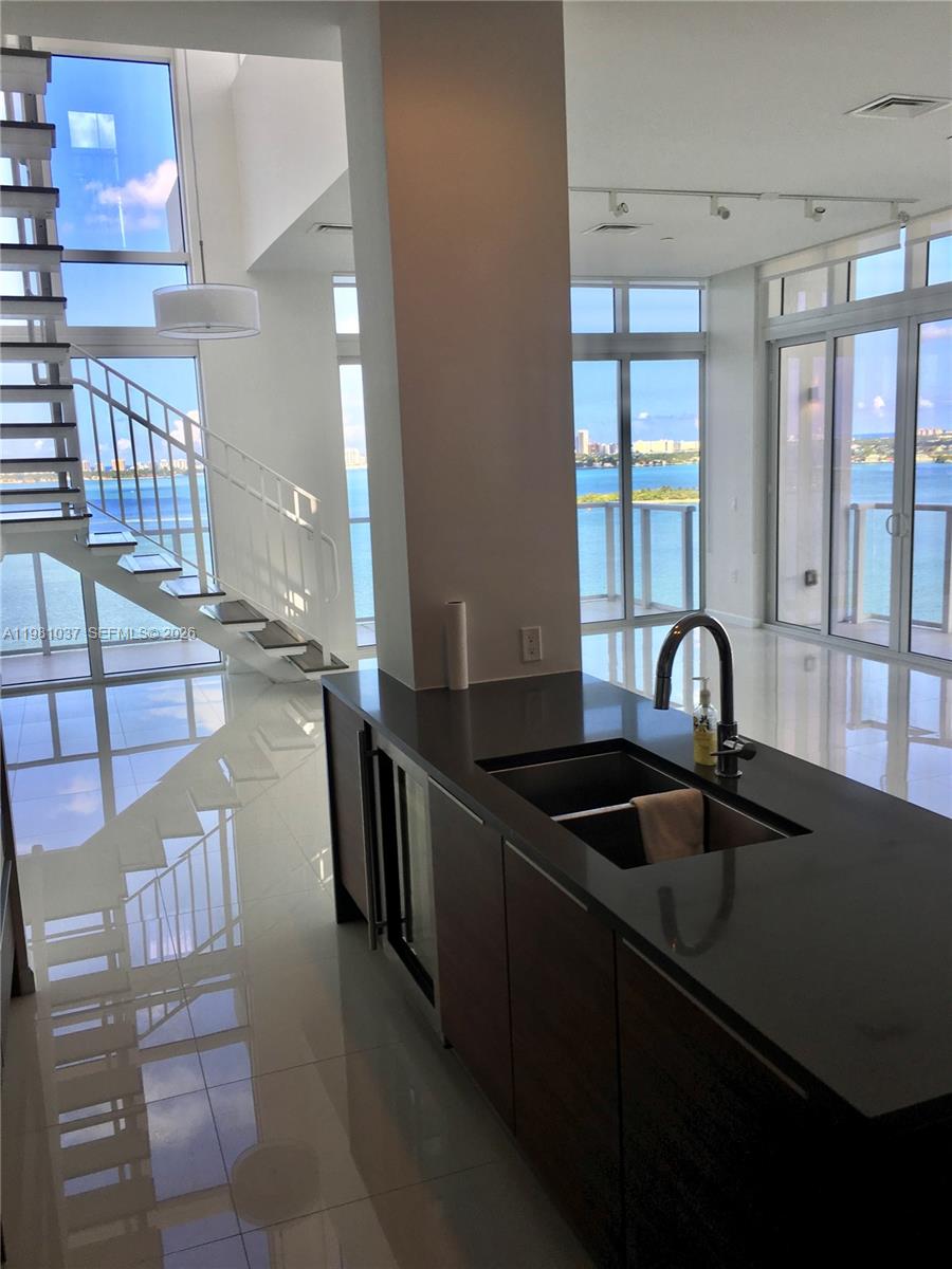 601 NE 27th St #1906, Miami FL 33137