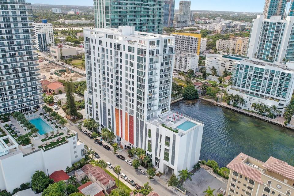 601 NE 27th St #1906, Miami FL 33137