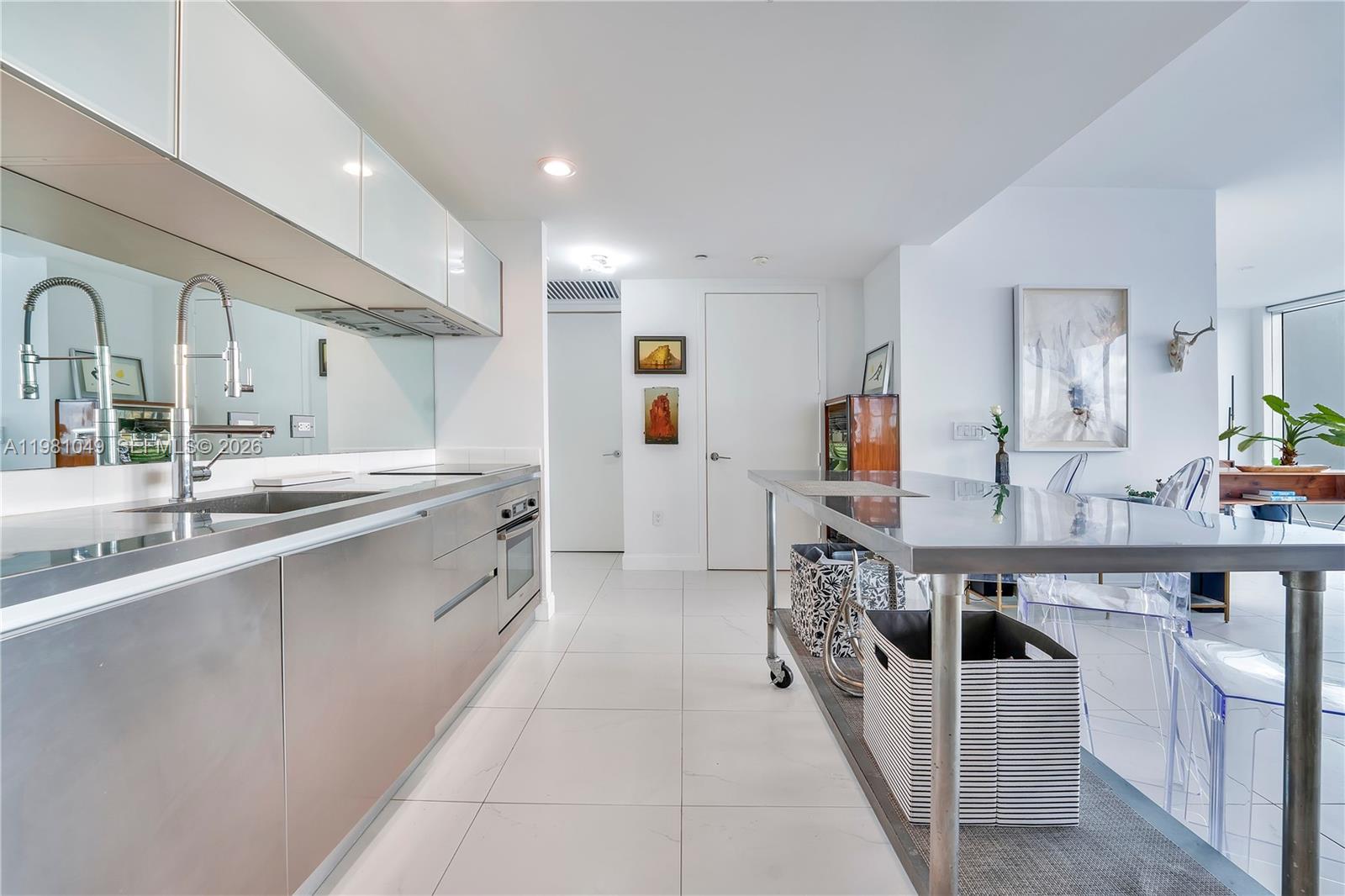 1040 Biscayne Blvd #3306, Miami FL 33132