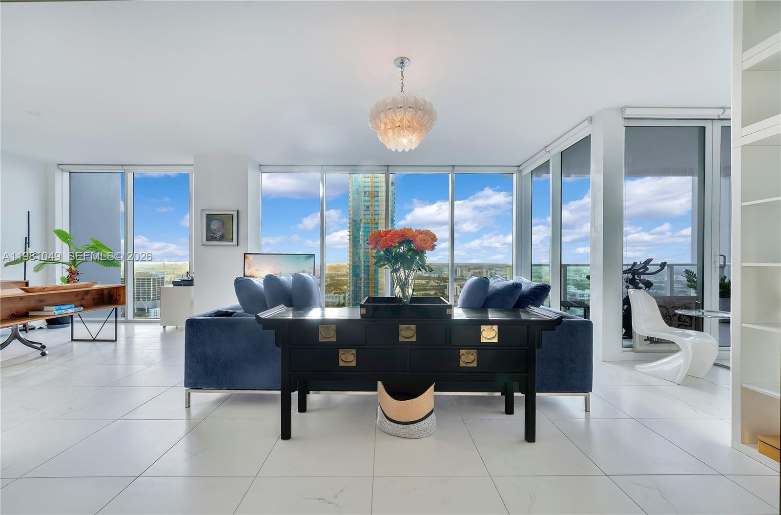 1040 Biscayne Blvd #3306, Miami FL 33132