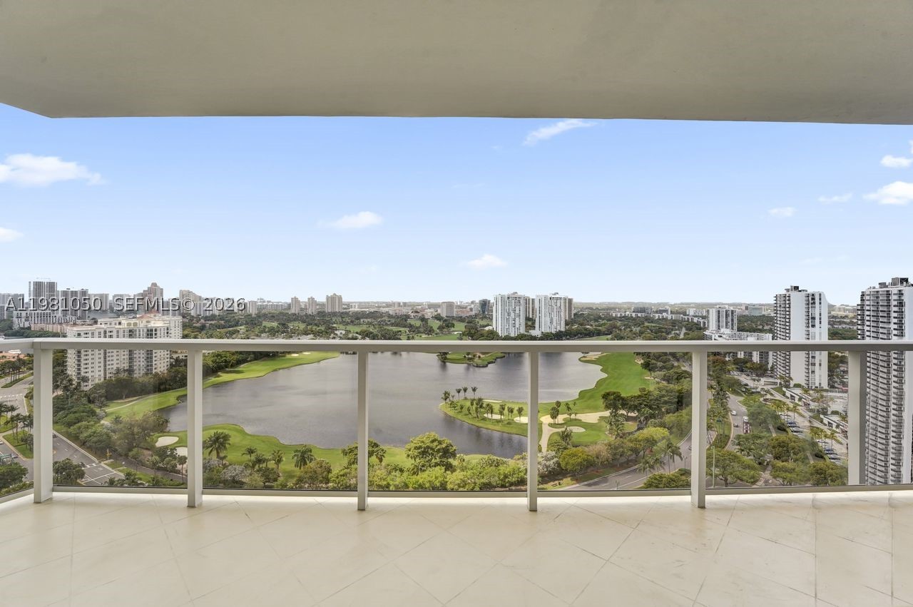 20281 E Country Club Dr #2209, Aventura FL 33180