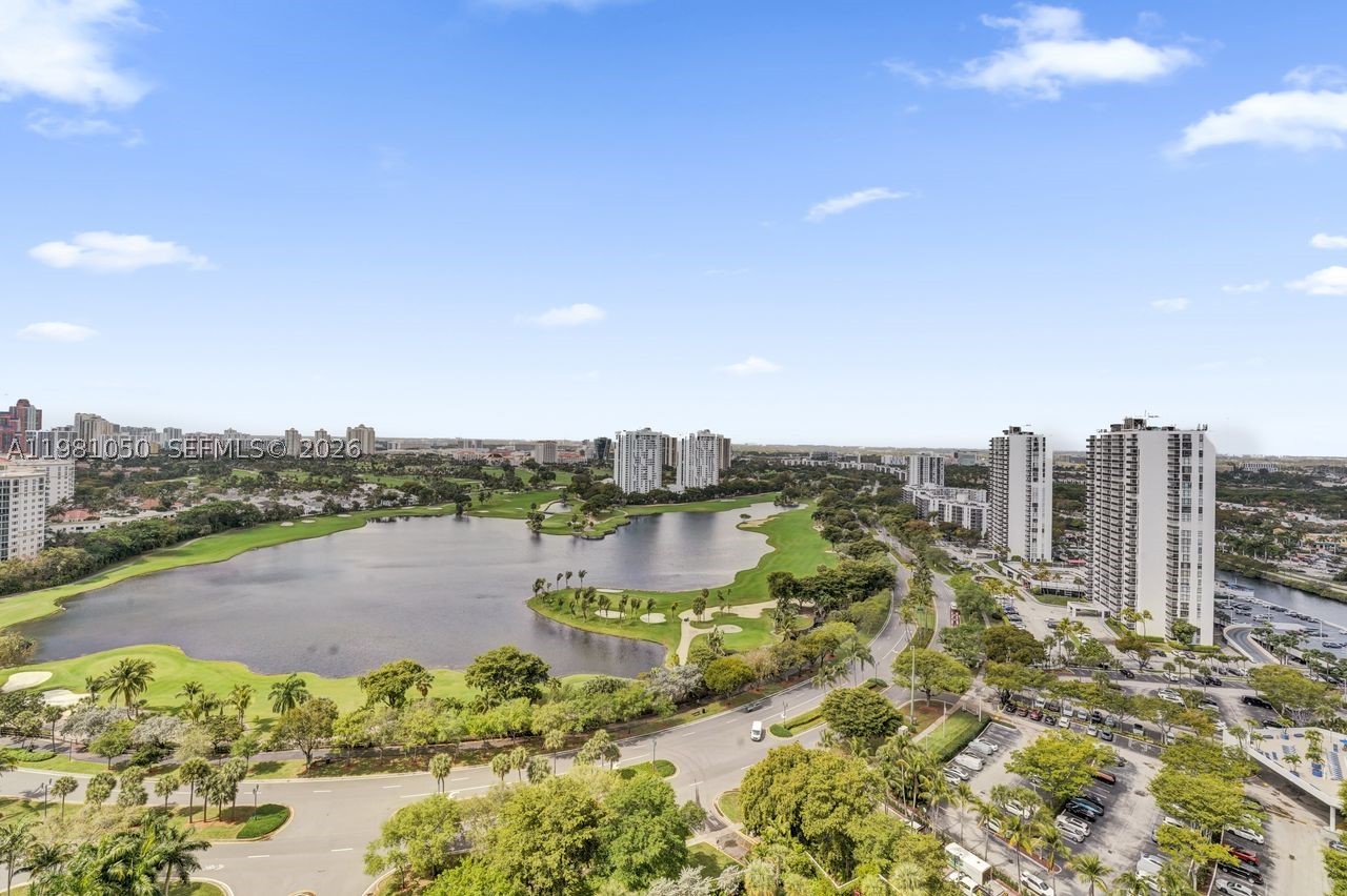20281 E Country Club Dr #2209, Aventura FL 33180