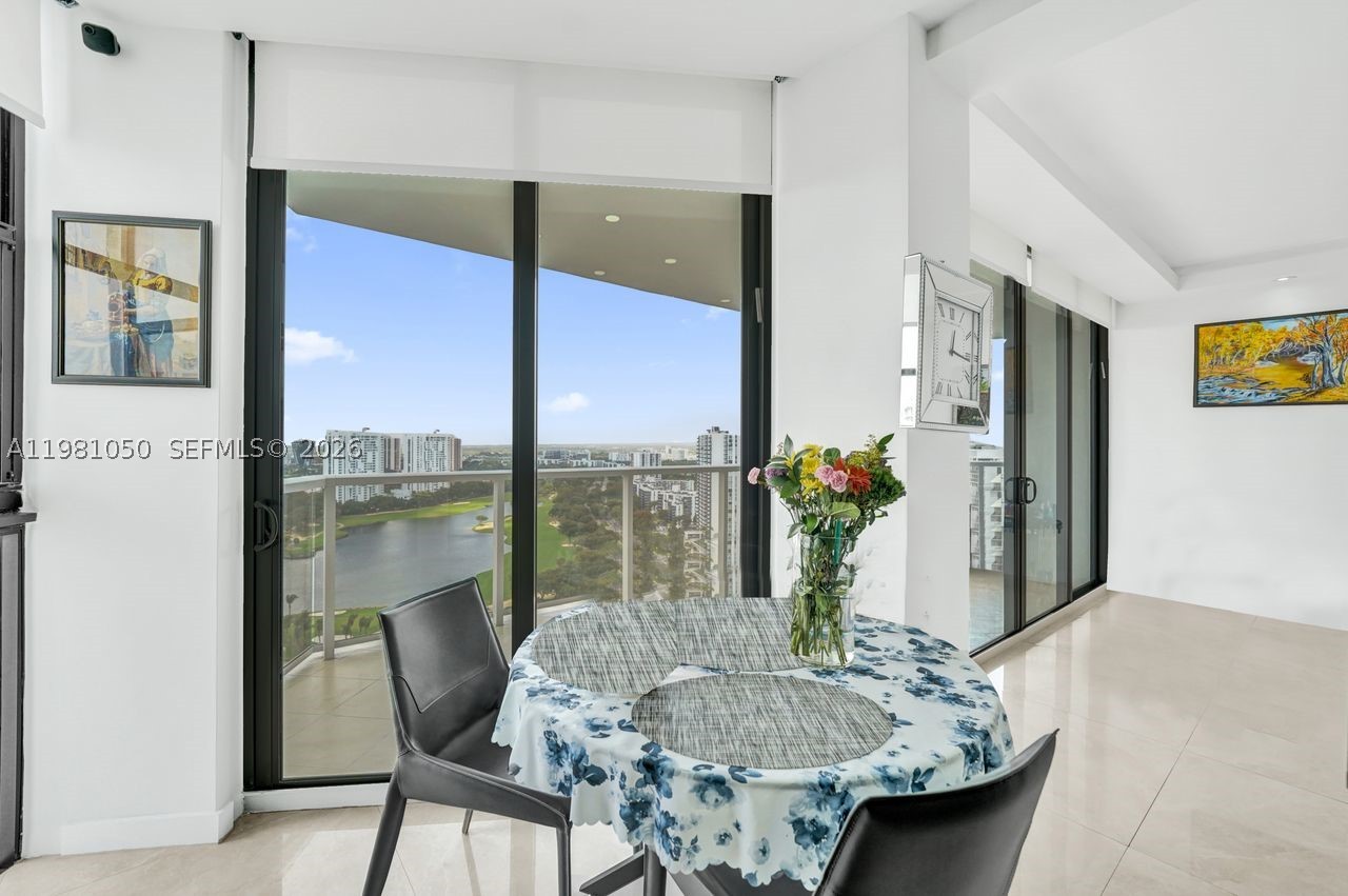 20281 E Country Club Dr #2209, Aventura FL 33180