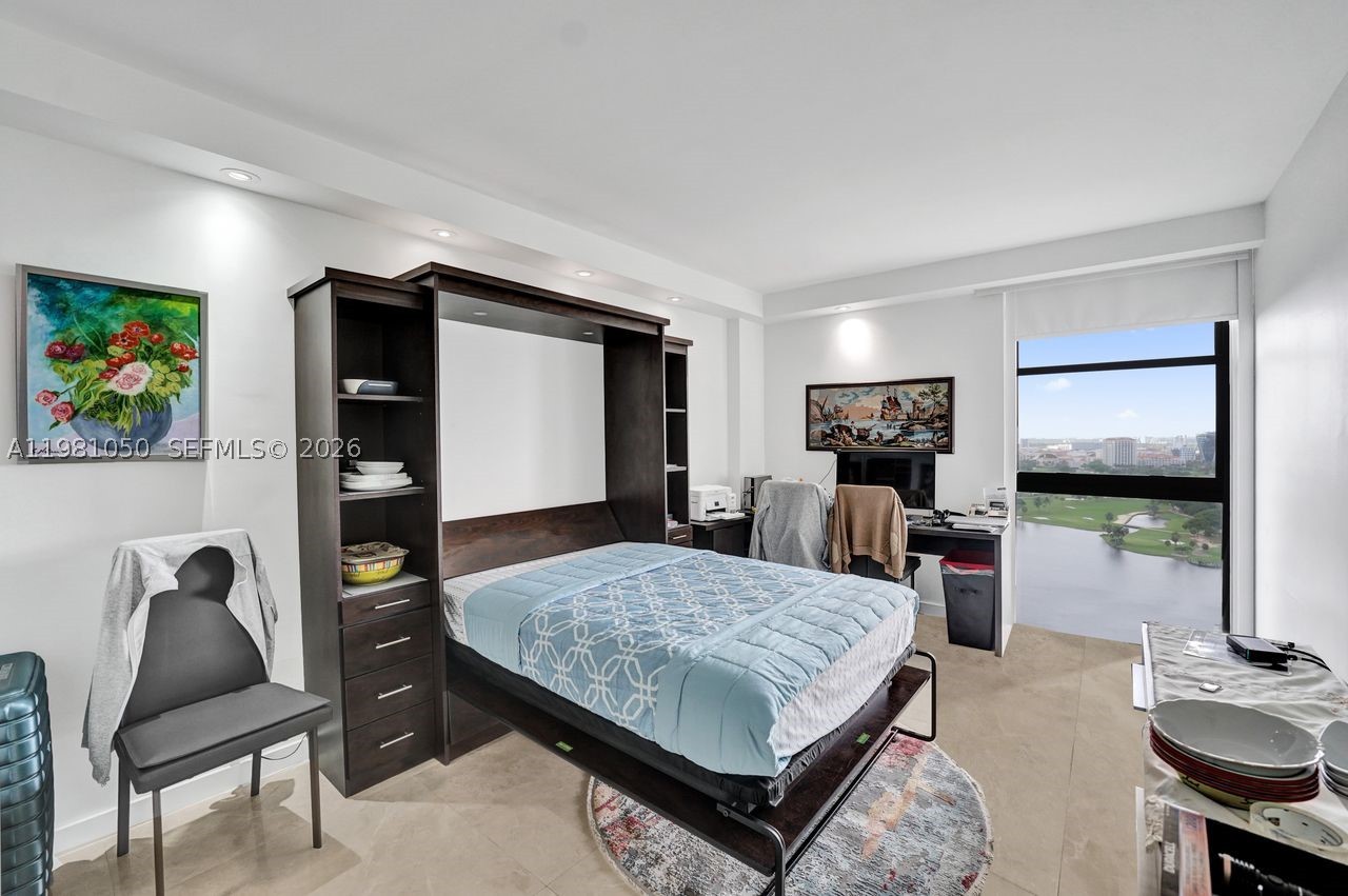 20281 E Country Club Dr #2209, Aventura FL 33180