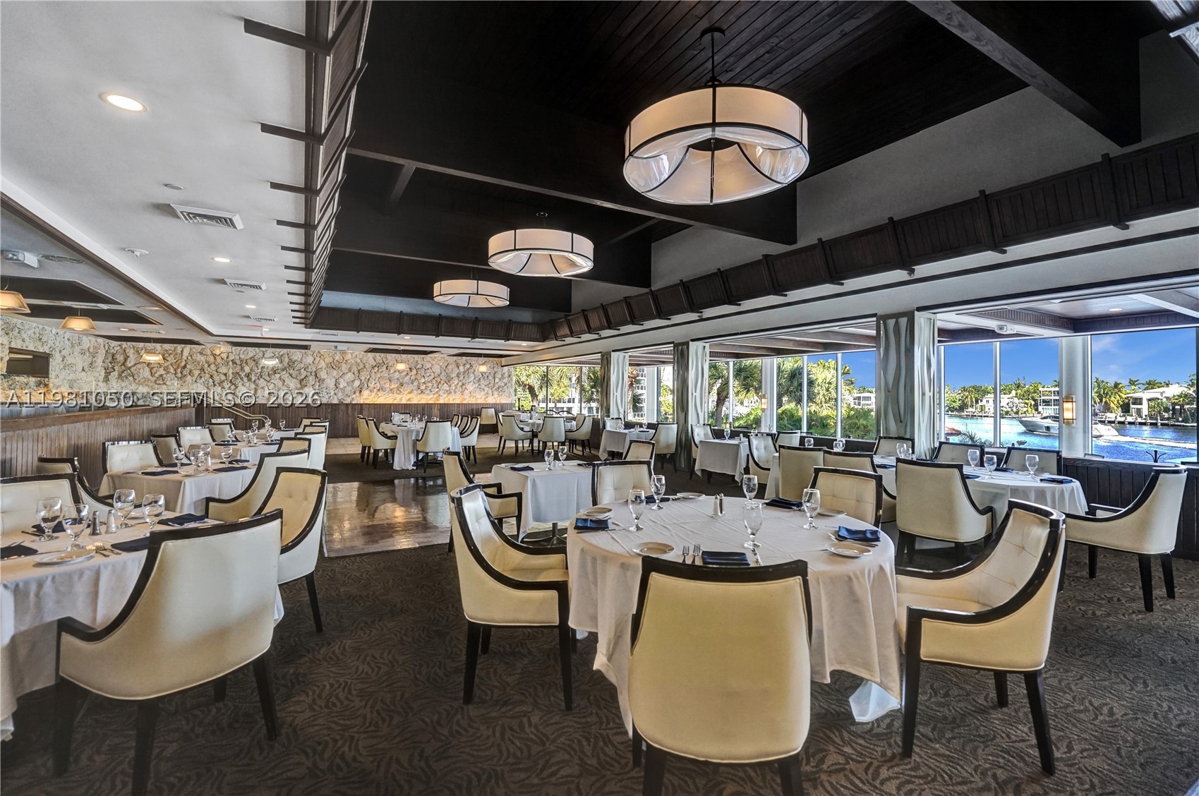 20281 E Country Club Dr #2209, Aventura FL 33180