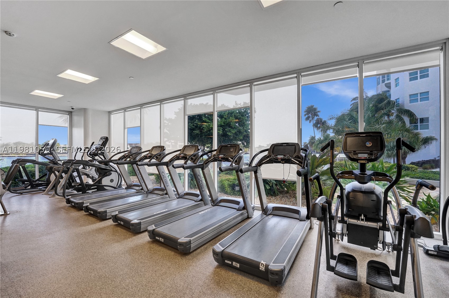 20281 E Country Club Dr #2209, Aventura FL 33180