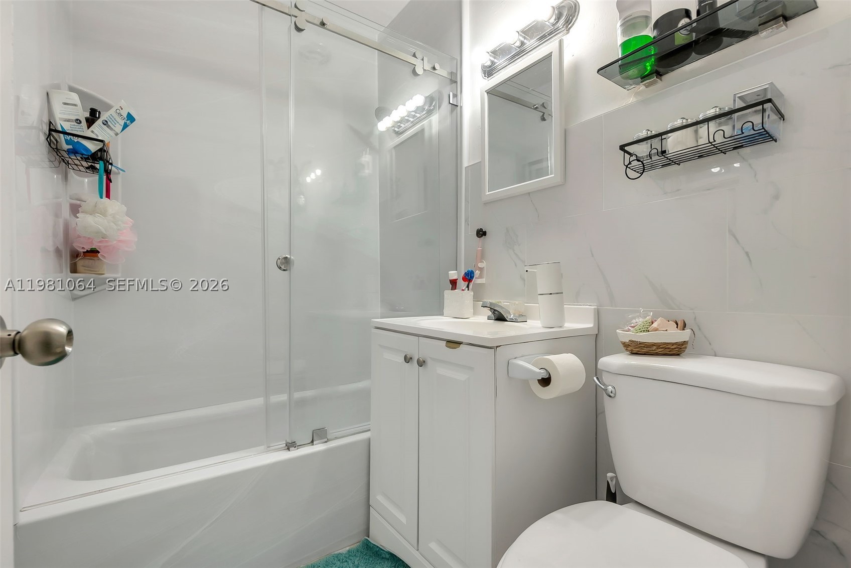 3250 NW 14th Ter, Miami FL 33125