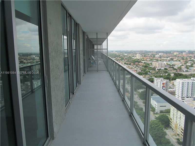 79 SW 12th St #3309-S, Miami FL 33130