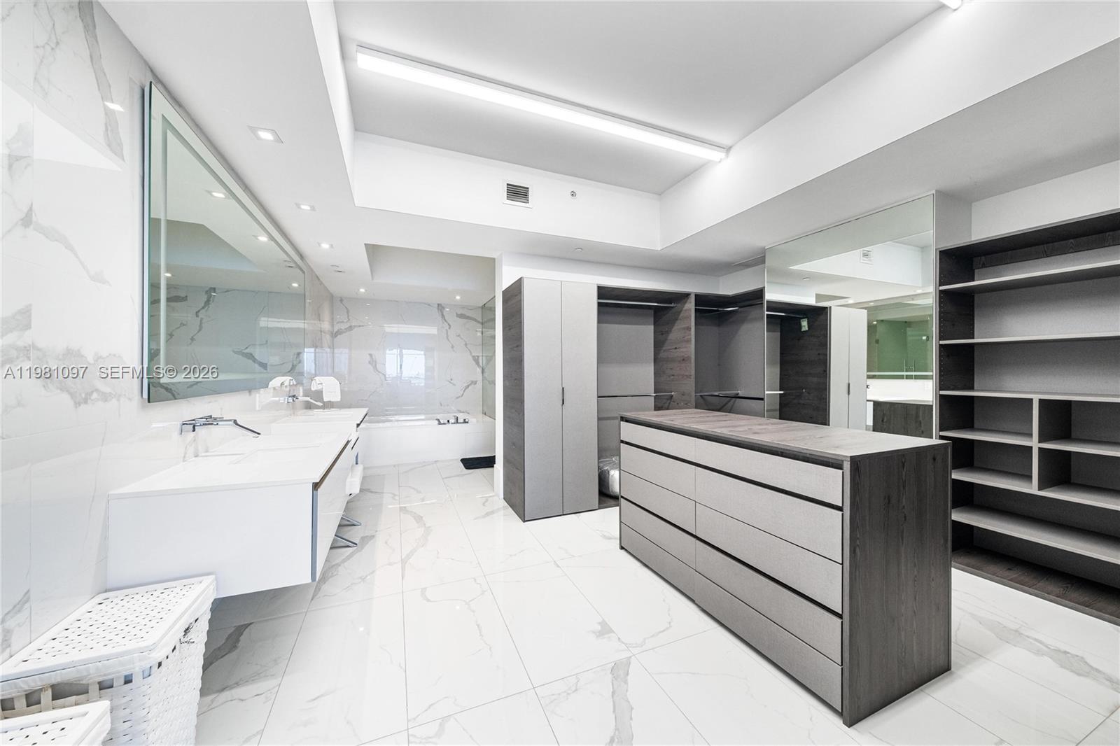 5500 Island Estates Dr #504, Aventura FL 33160