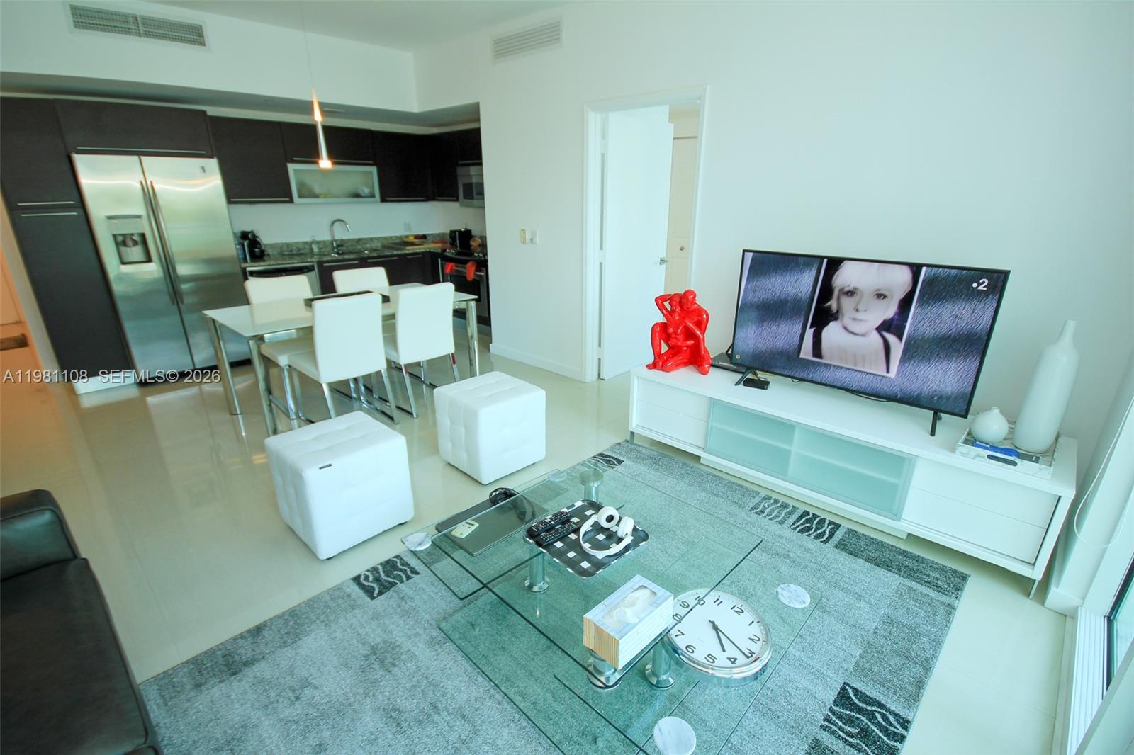 950 Brickell Bay Dr #1207, Miami FL 33131