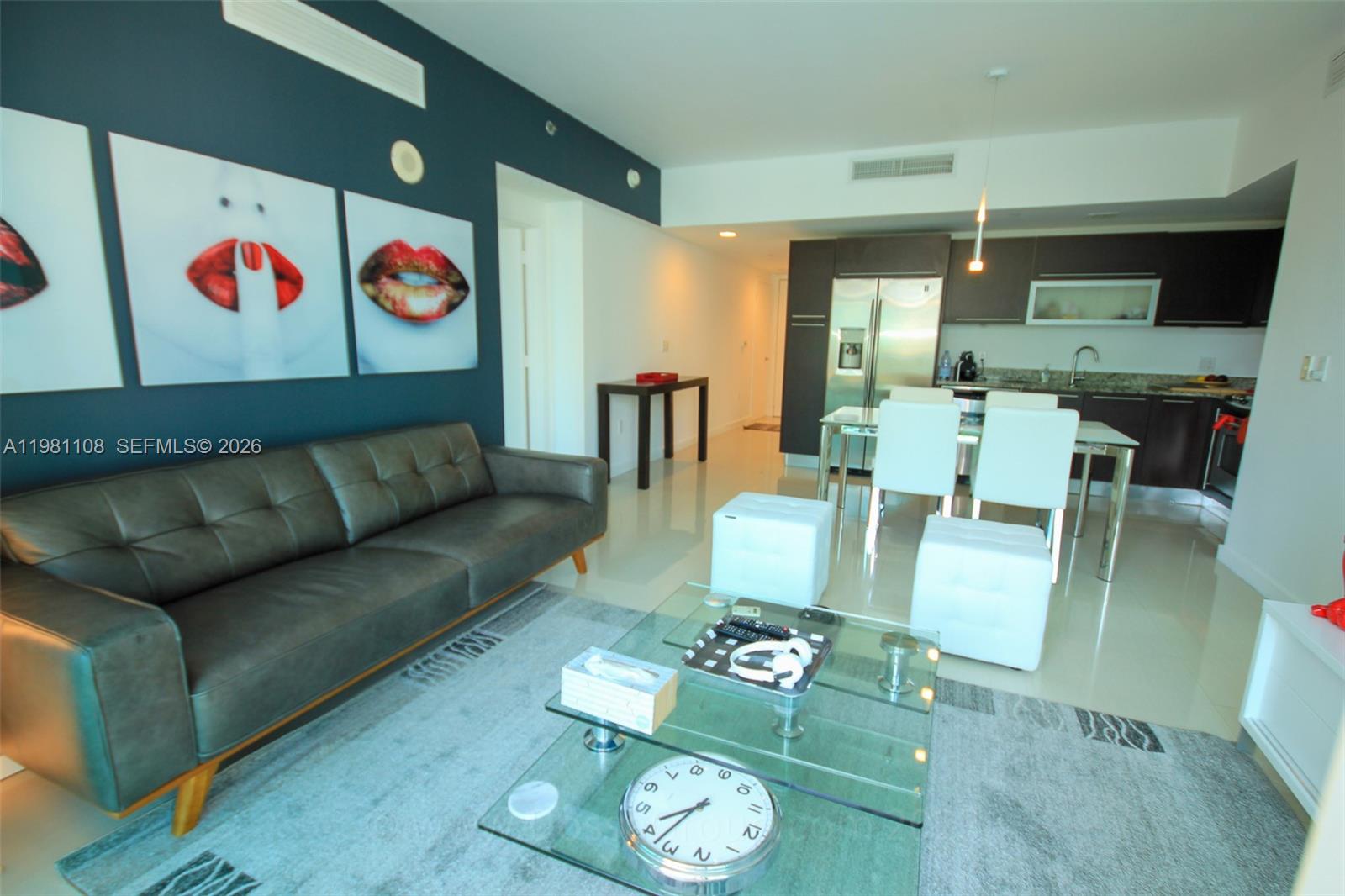 950 Brickell Bay Dr #1207, Miami FL 33131