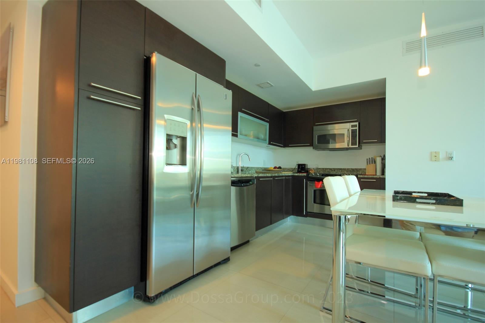 950 Brickell Bay Dr #1207, Miami FL 33131