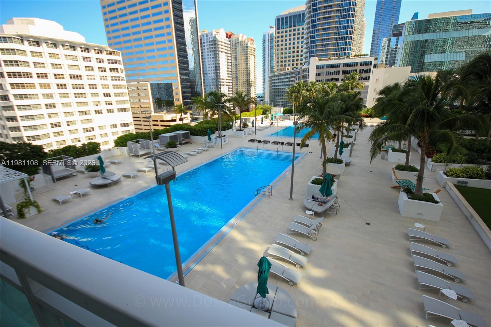 950 Brickell Bay Dr #1207, Miami FL 33131