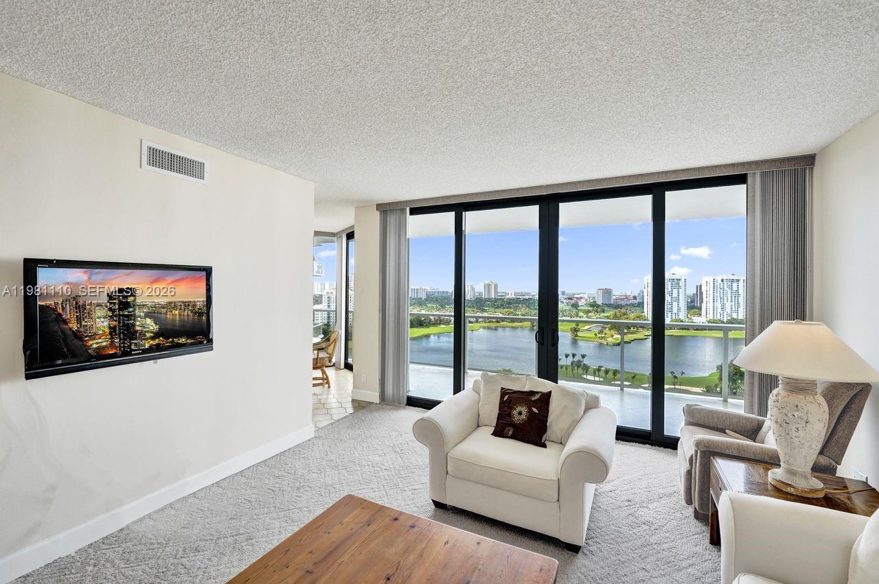 20281 E Country Club Dr #1703, Aventura FL 33180