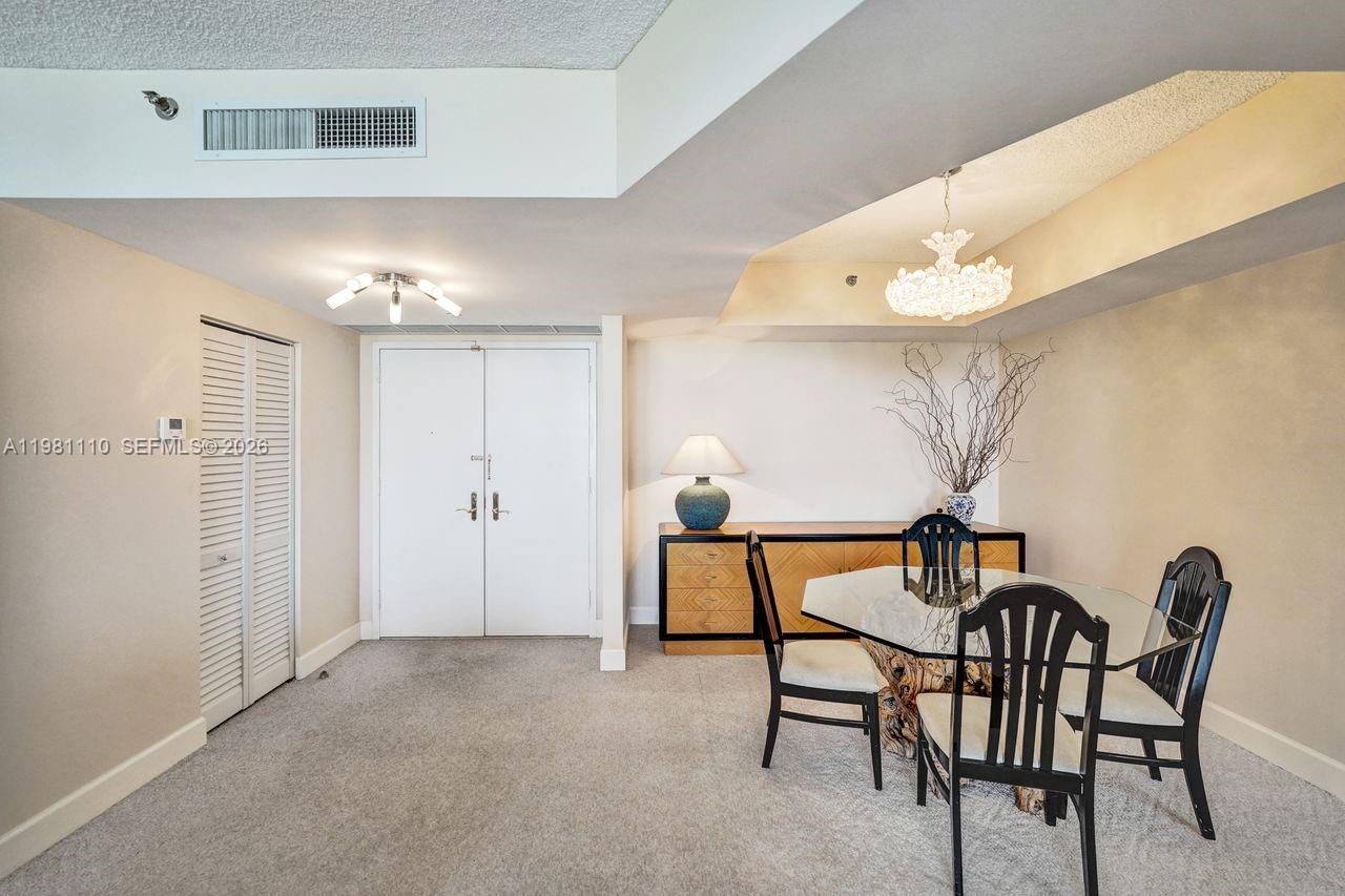 20281 E Country Club Dr #1703, Aventura FL 33180