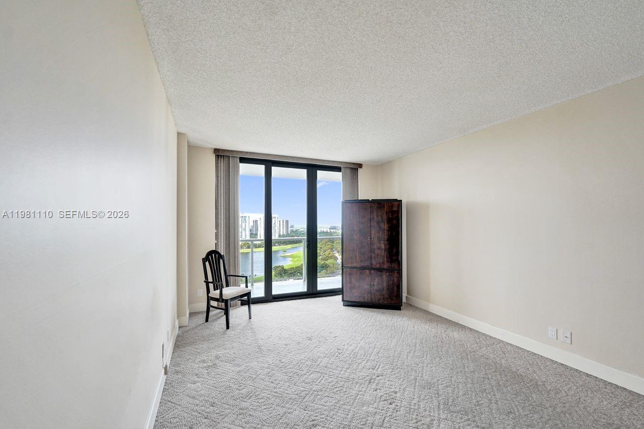 20281 E Country Club Dr #1703, Aventura FL 33180