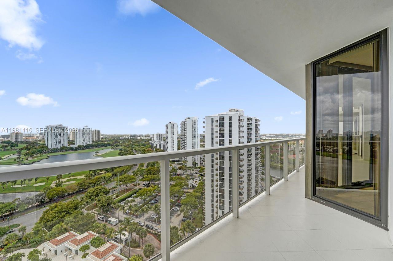 20281 E Country Club Dr #1703, Aventura FL 33180