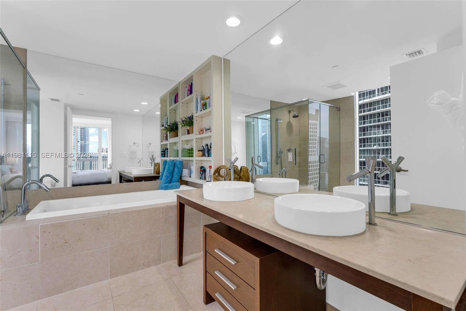 495 Brickell Ave #3511, Miami FL 33131