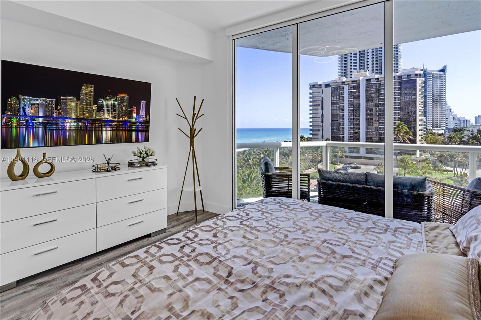6515 Collins Ave #708, Miami Beach FL 33141