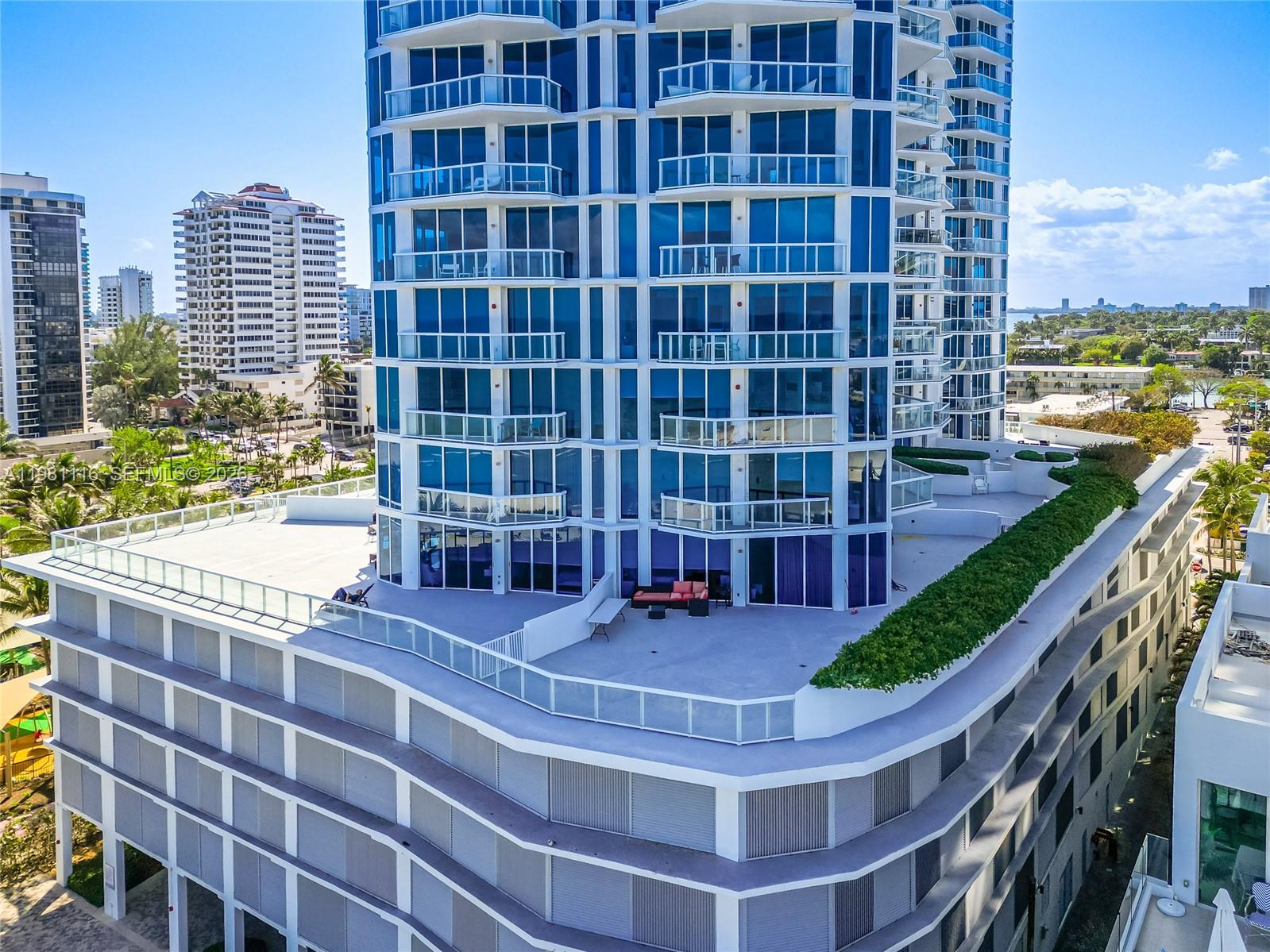 6515 Collins Ave #708, Miami Beach FL 33141