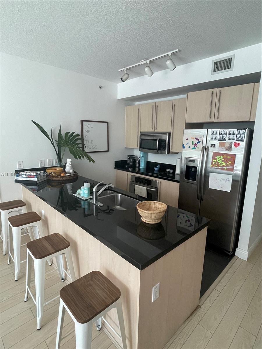 1111 SW 1st Ave #1116-N, Miami FL 33130