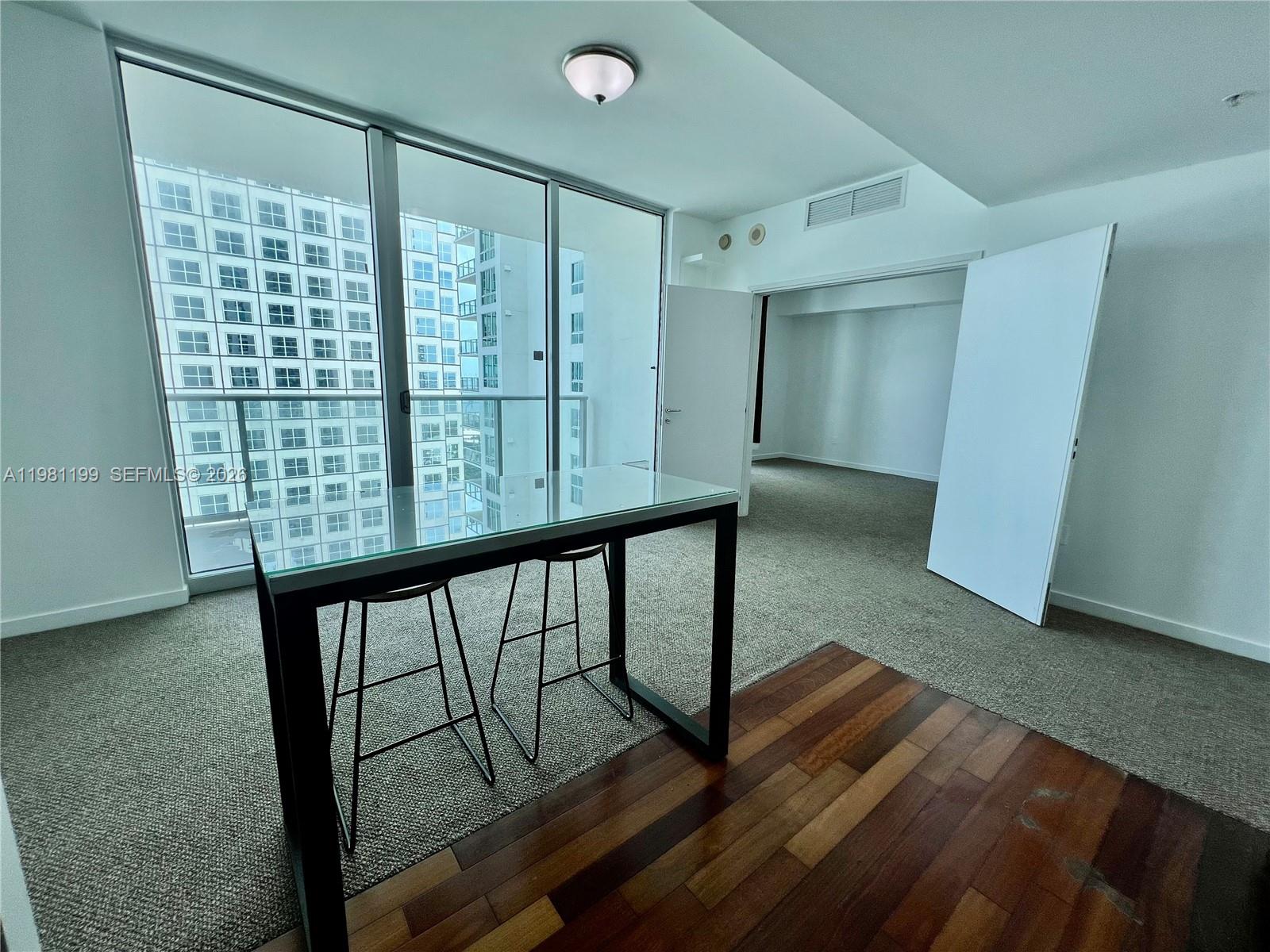 300 S Biscayne Blvd #2703, Miami FL 33131
