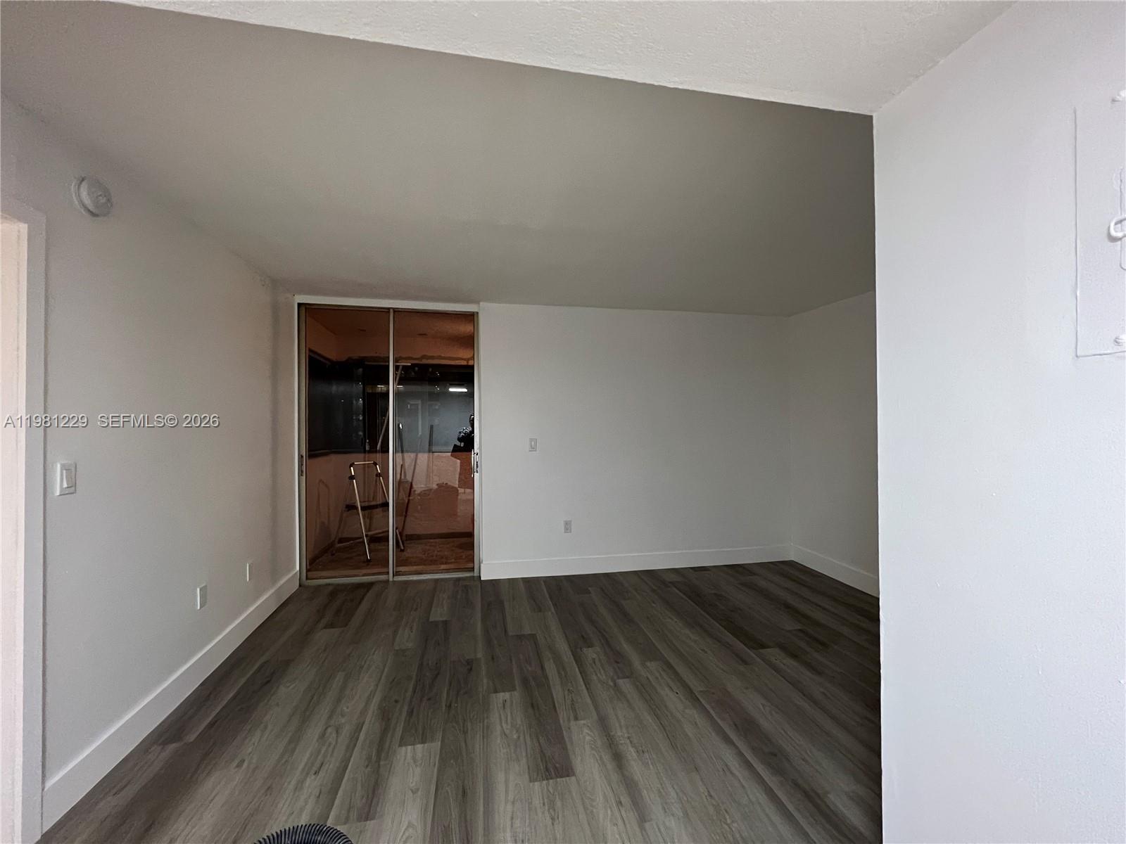 5050 NW 7th St #511, Miami FL 33126
