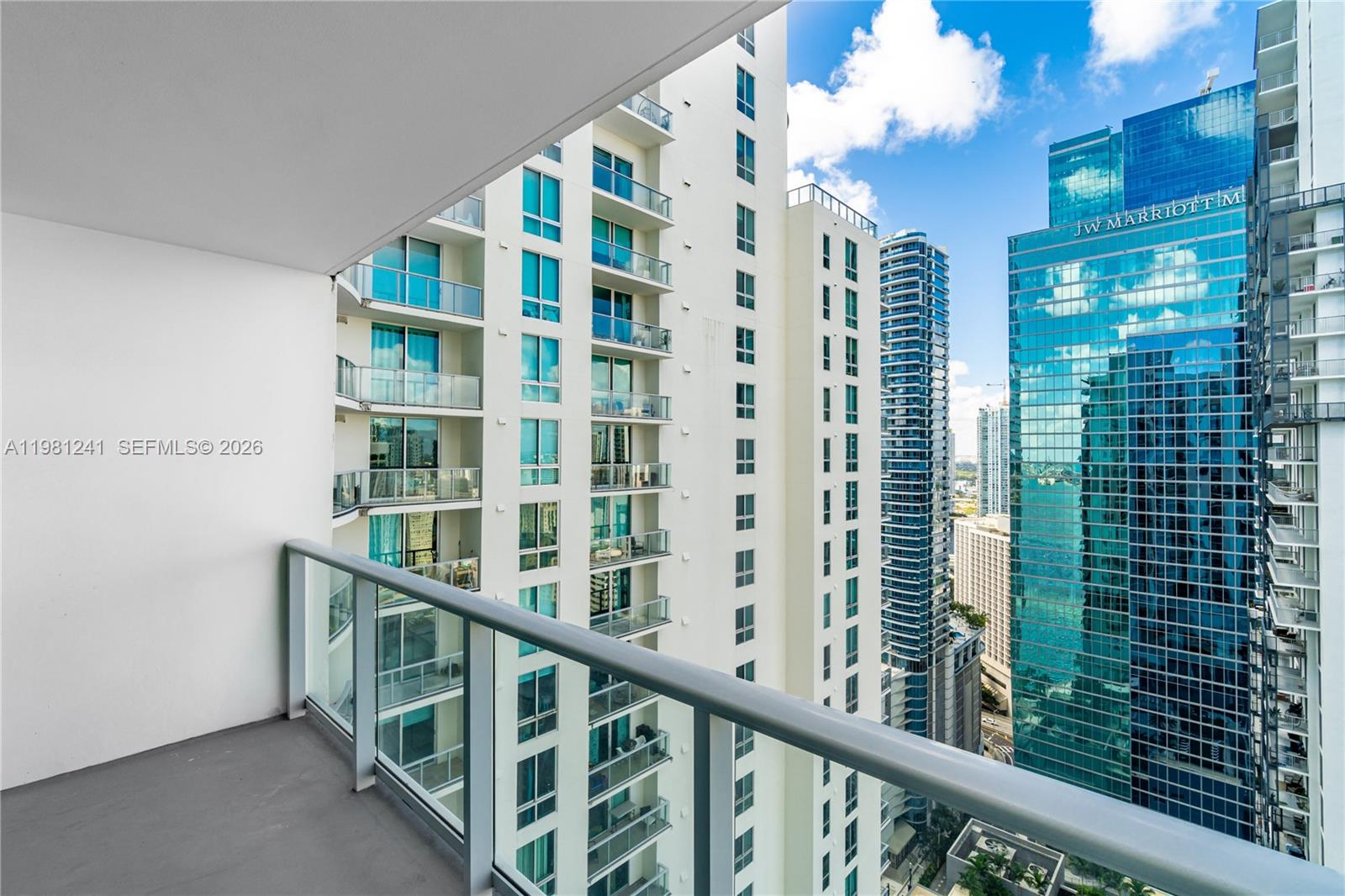 300 S BISCAYNE BL #T-3309, Miami FL 33131