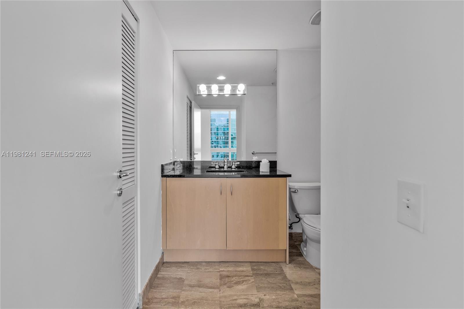 300 S BISCAYNE BL #T-3309, Miami FL 33131