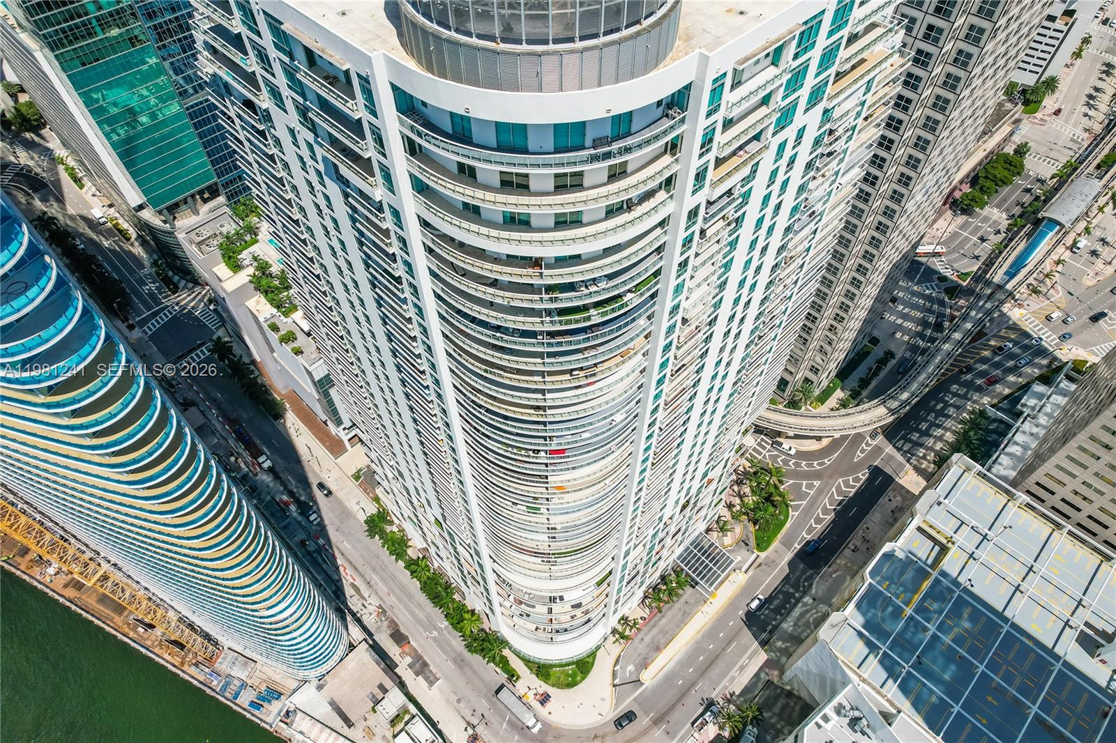 300 S BISCAYNE BL #T-3309, Miami FL 33131