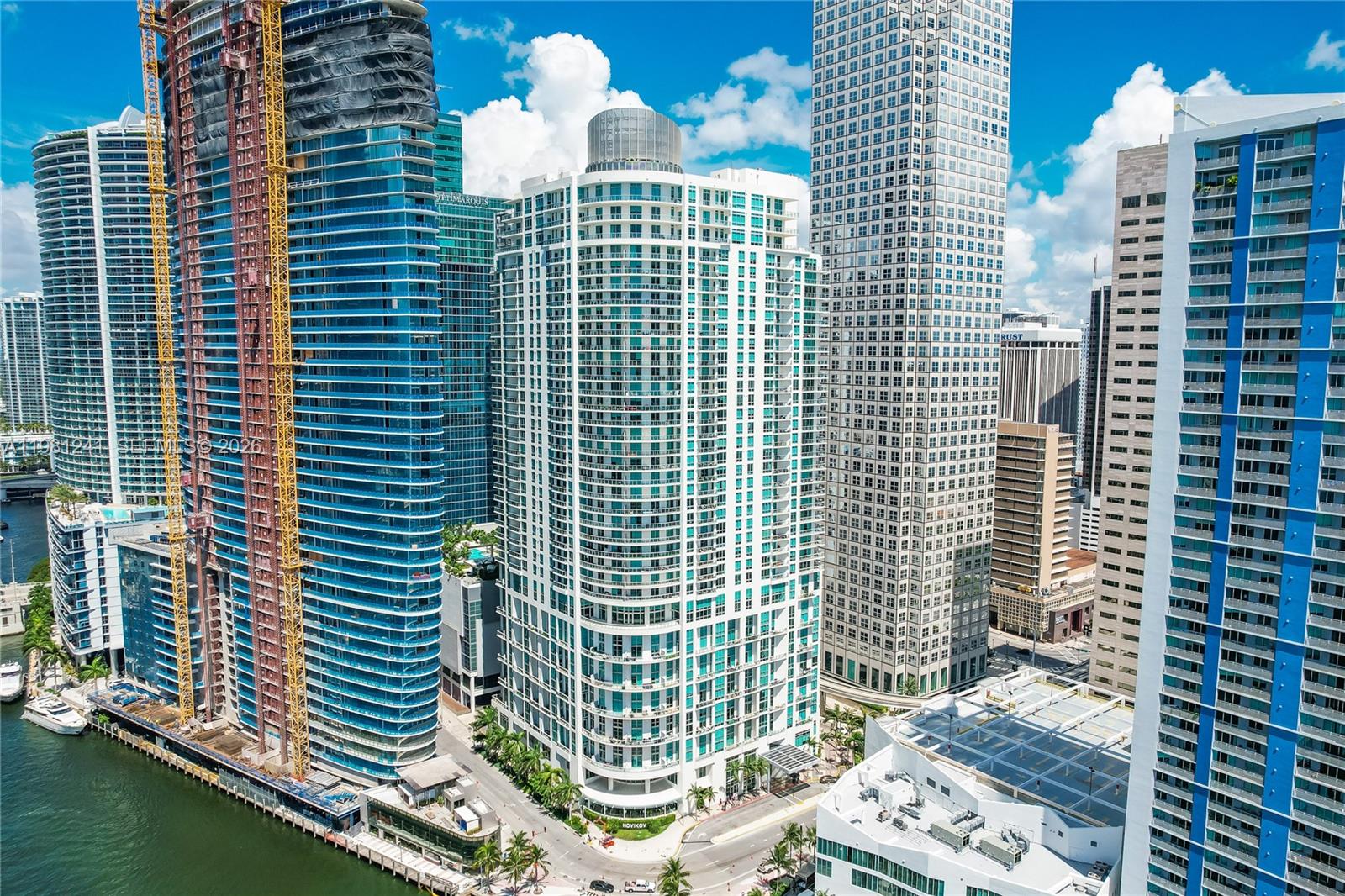300 S BISCAYNE BL #T-3309, Miami FL 33131