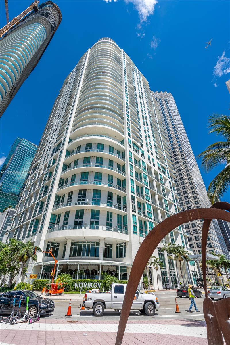 300 S BISCAYNE BL #T-3309, Miami FL 33131