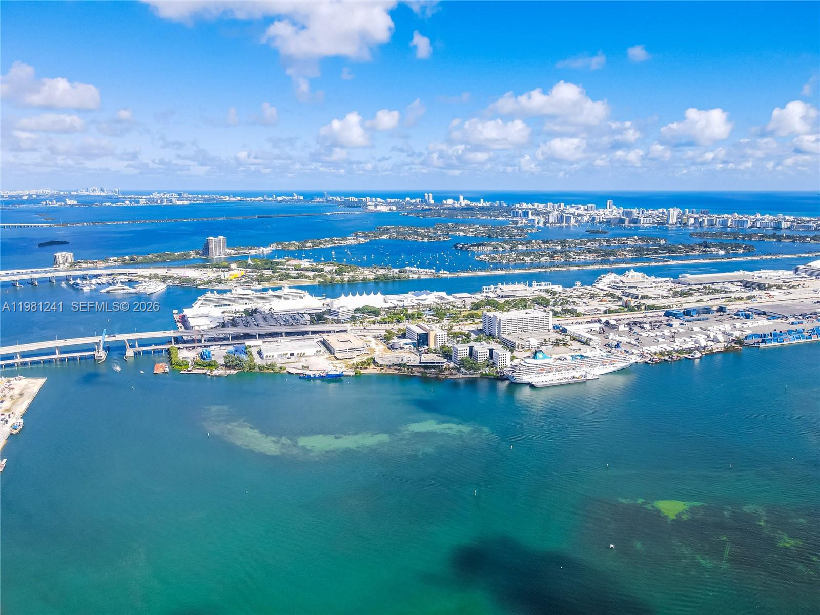 300 S BISCAYNE BL #T-3309, Miami FL 33131