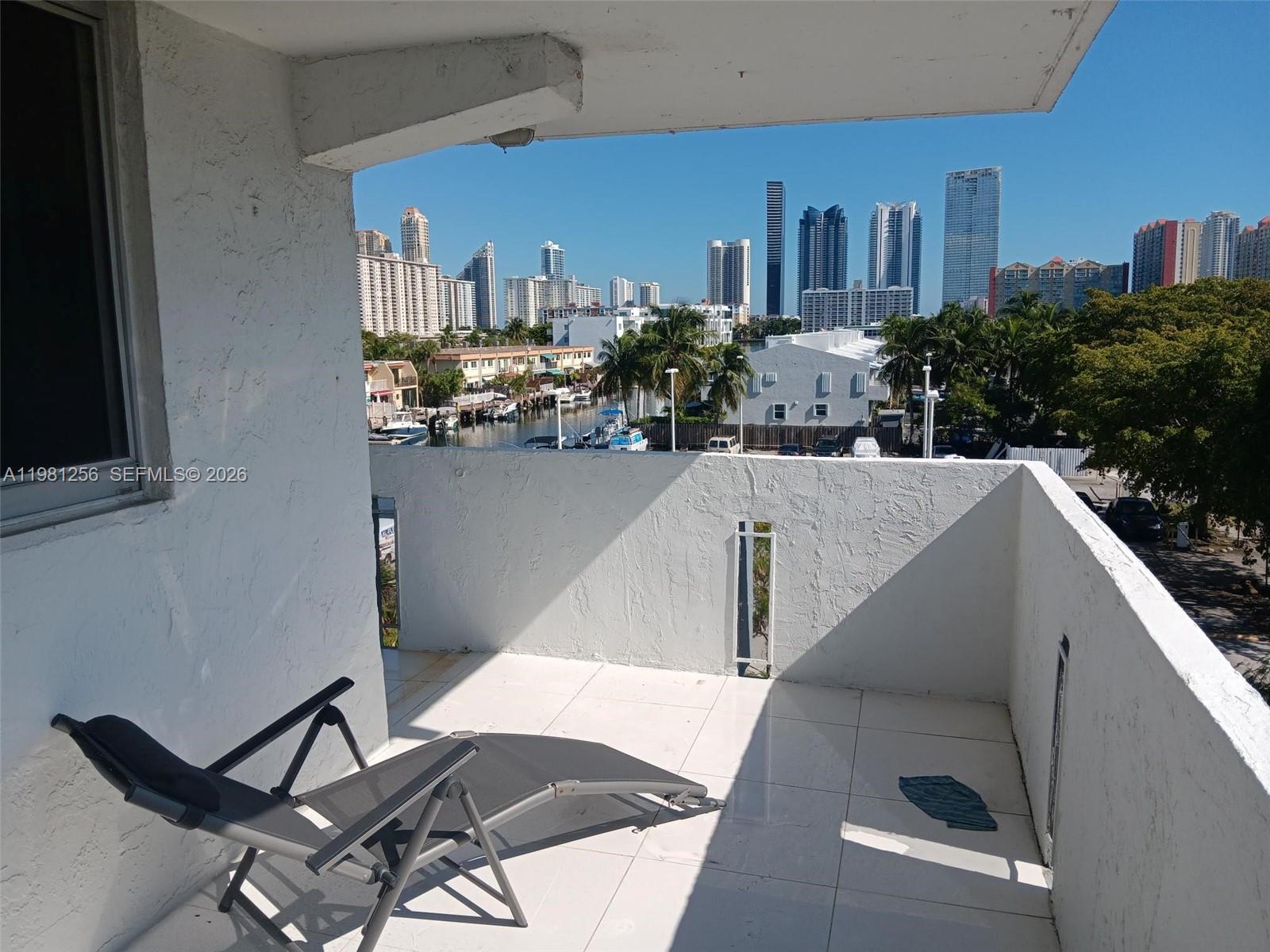 3703 NE 166th St #401, North Miami Beach FL 33160