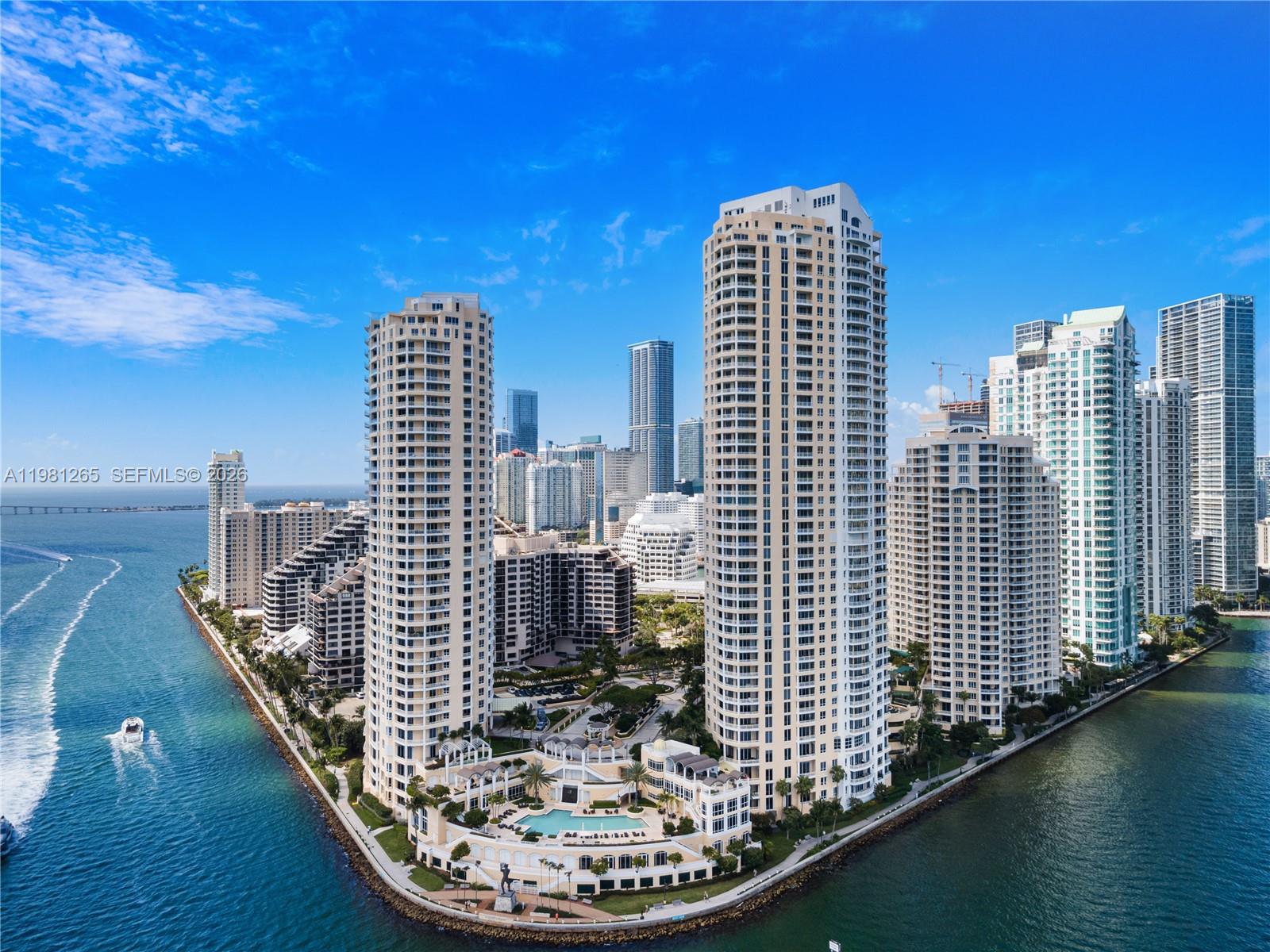 848 BRICKELL KEY DR #903, Miami FL 33131