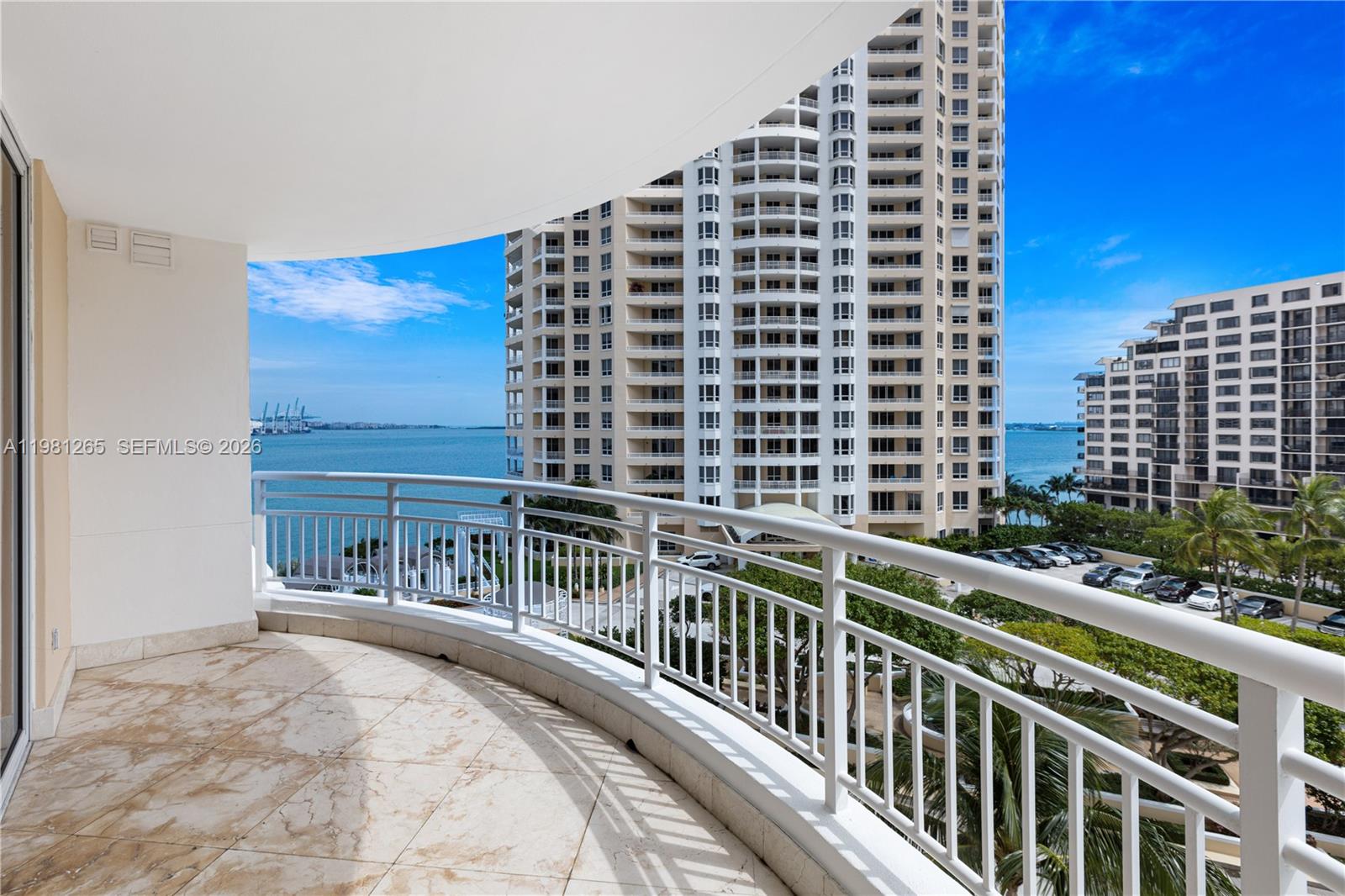 848 BRICKELL KEY DR #903, Miami FL 33131