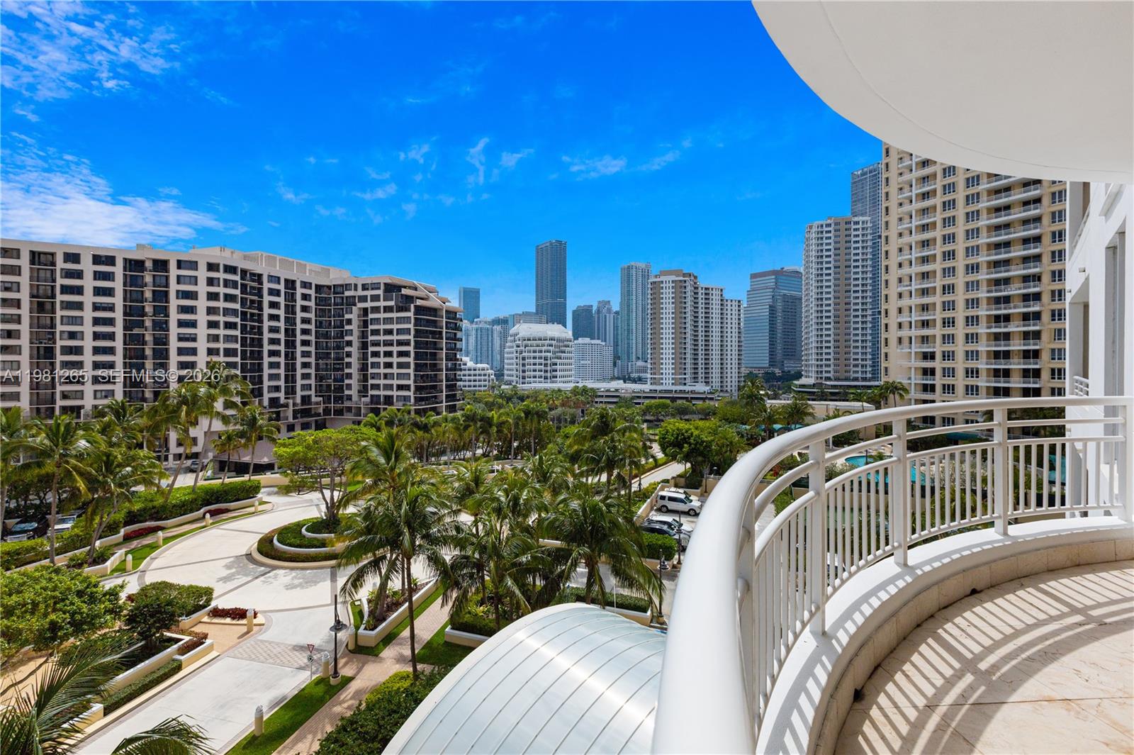 848 BRICKELL KEY DR #903, Miami FL 33131