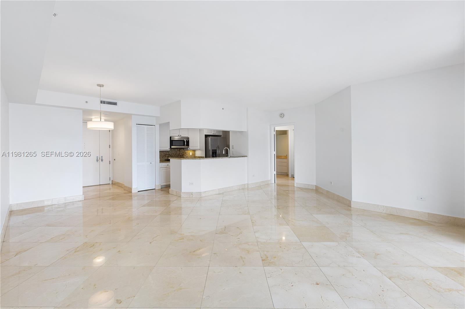 848 BRICKELL KEY DR #903, Miami FL 33131