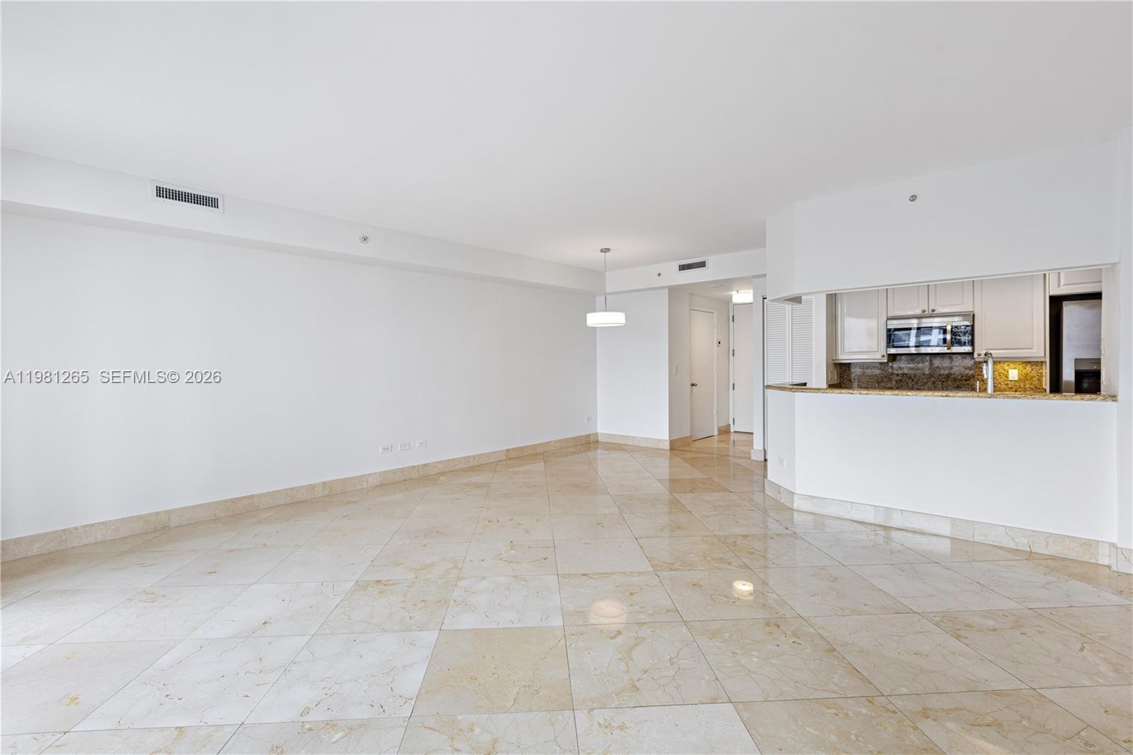 848 BRICKELL KEY DR #903, Miami FL 33131