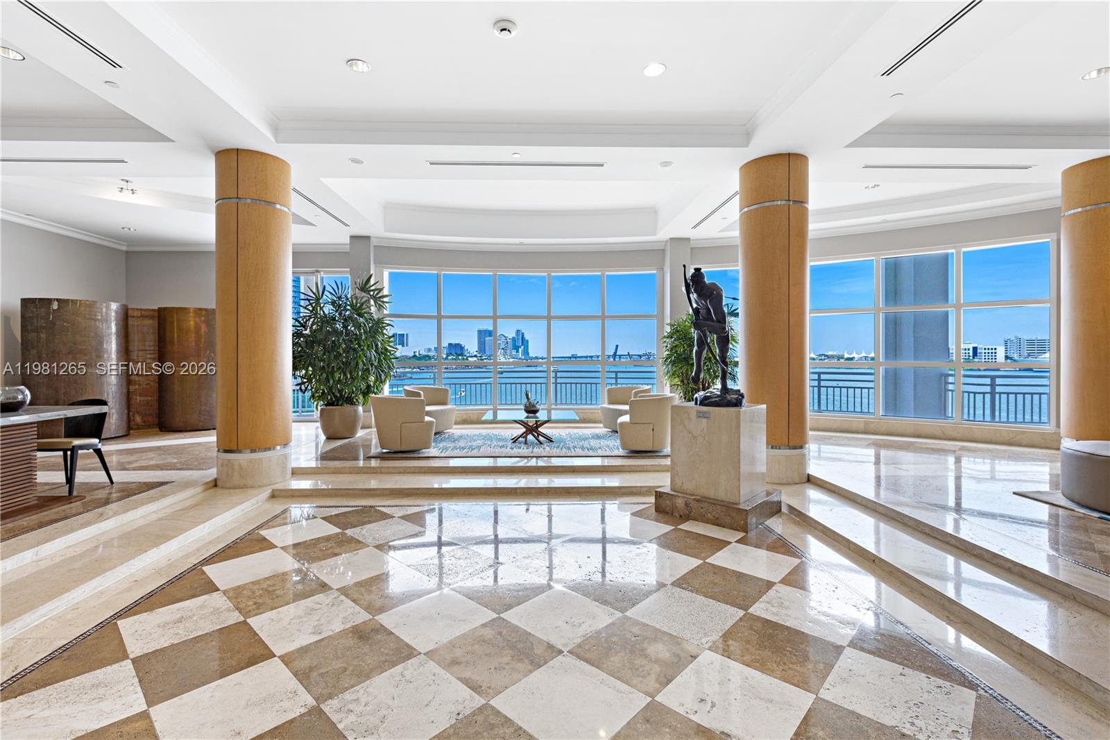 848 BRICKELL KEY DR #903, Miami FL 33131