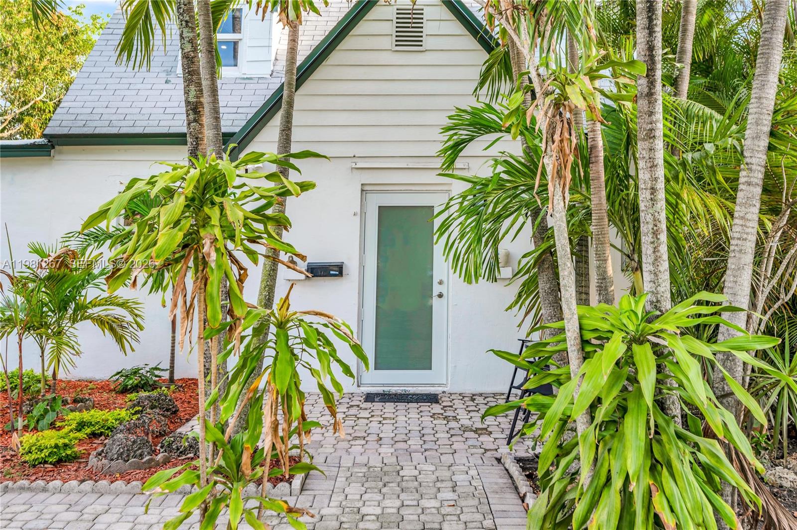 1960 NE 182nd St, North Miami Beach FL 33162