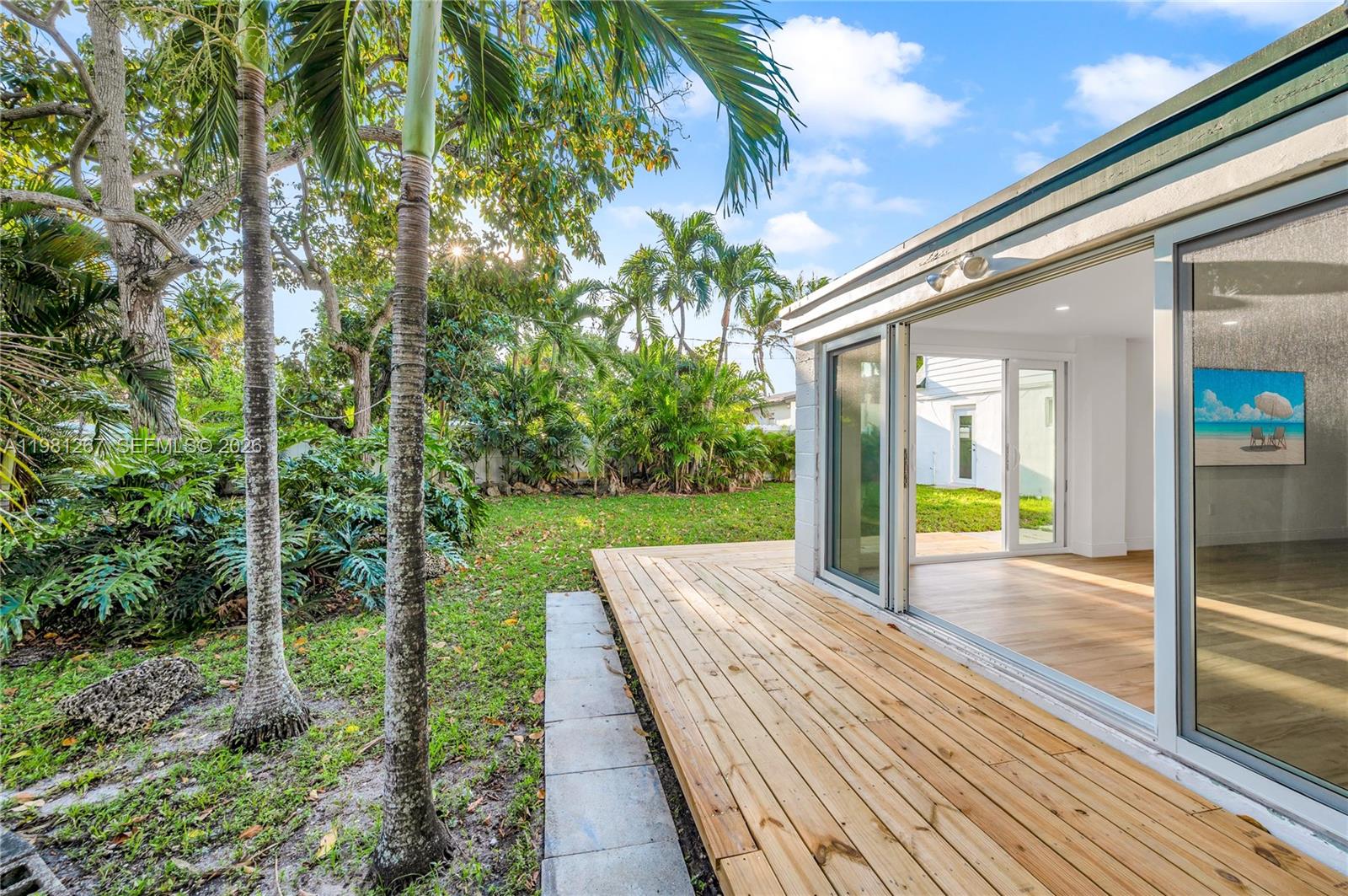 1960 NE 182nd St, North Miami Beach FL 33162