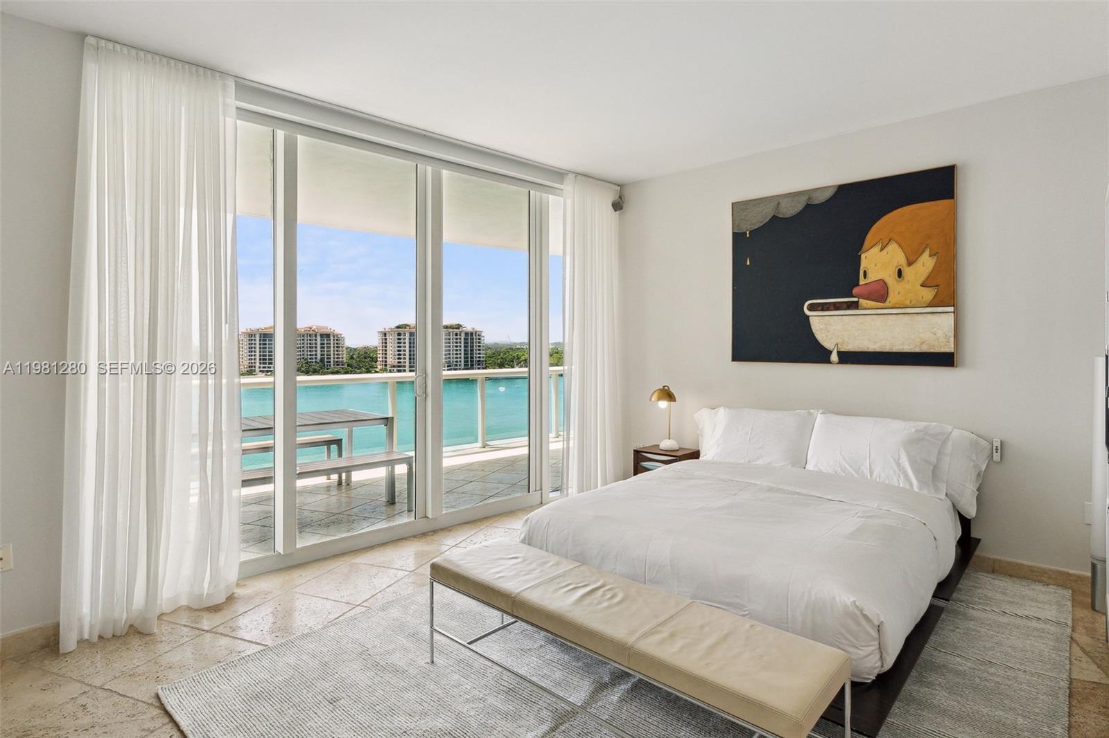 1000 S Pointe Dr #904, Miami Beach FL 33139