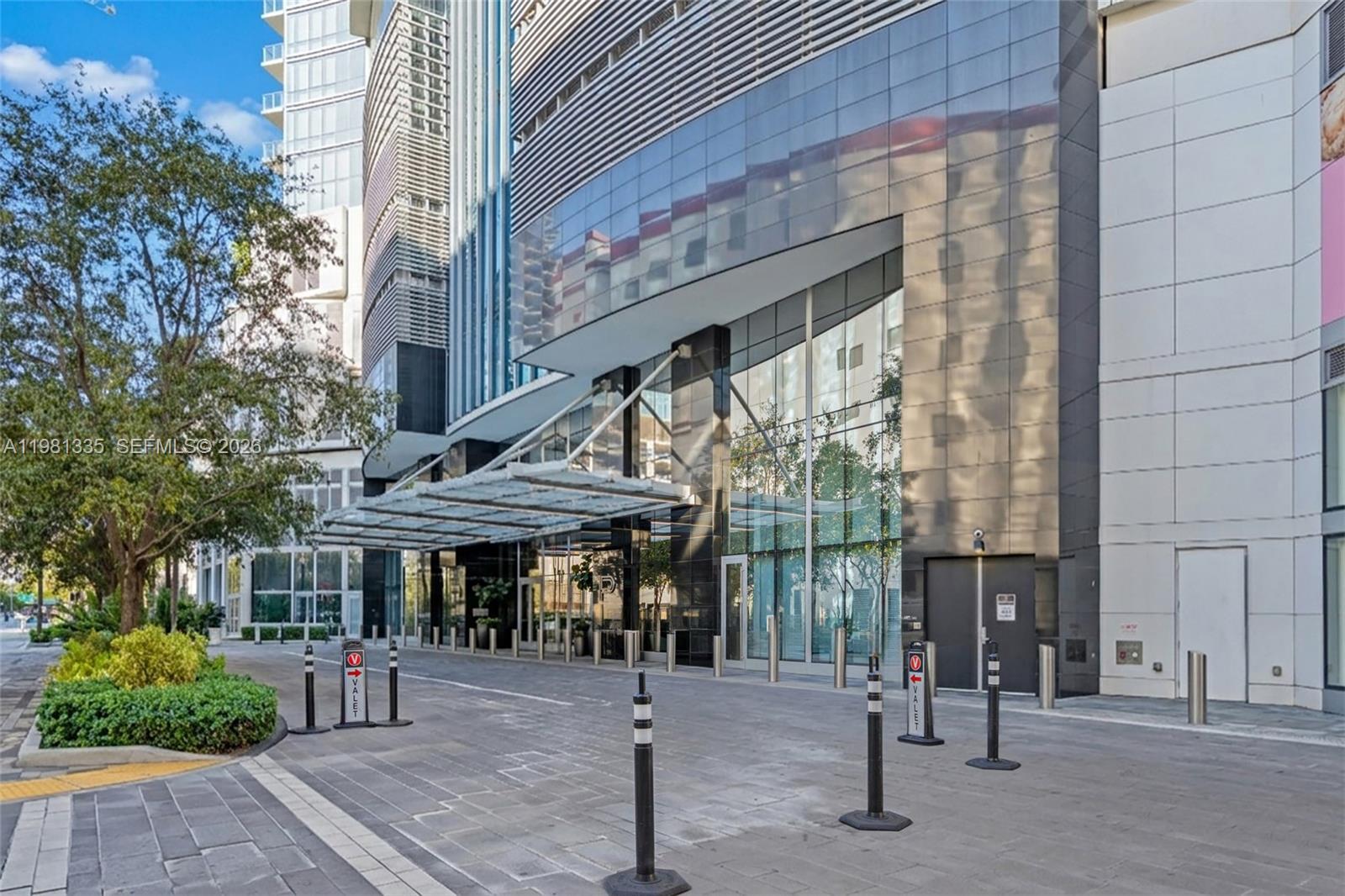 851 NE 1st Ave #2200, Miami FL 33132